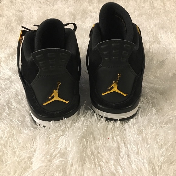 Nike Air Jordan 4 Retro 
Basketball Shoes/Sneakers - Picture 6 of 9